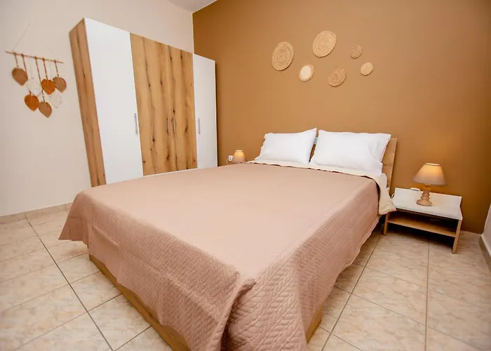 Theros Rooms