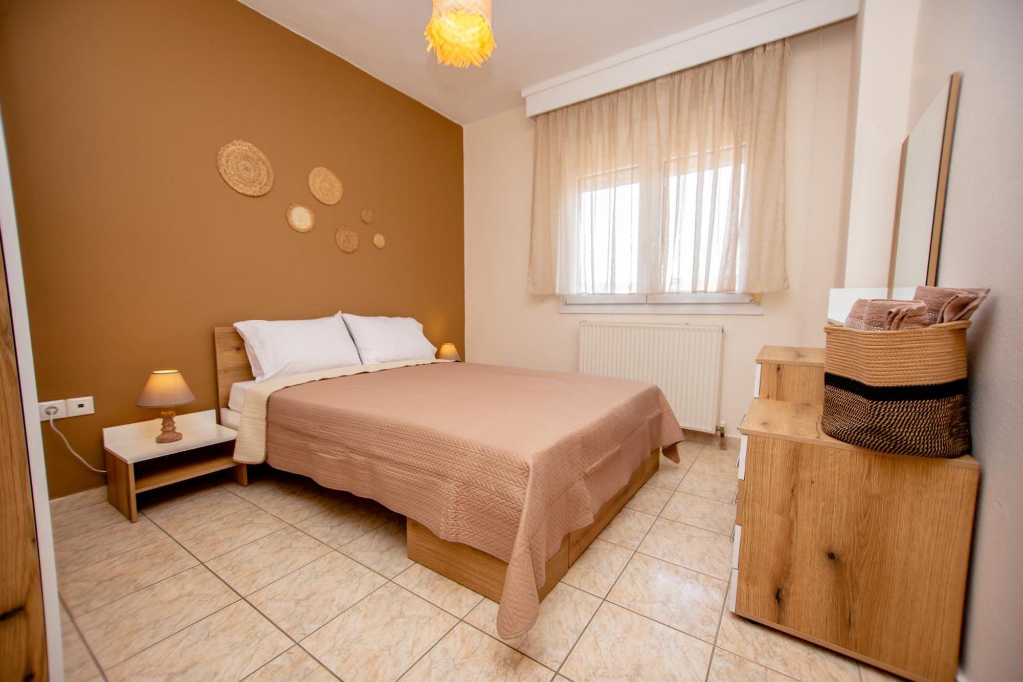 Theros Apartment